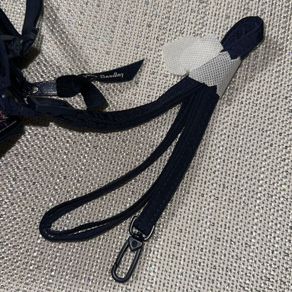 Vera Bradley RFID 3 in 1 Navy Ultralight Quilted Water Repellent Crossbody Bag - Picture 15 of 17